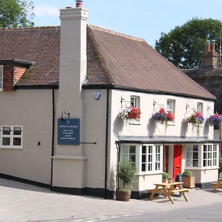 Crown And Anchor Hotel Marlborough Exterior photo